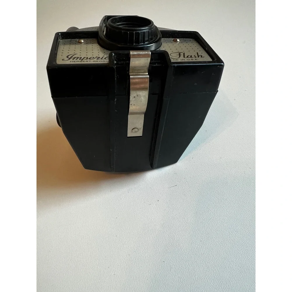 Vintage Imperial Mark XII Flash Camera Herbert George Chicago‎ Collectible